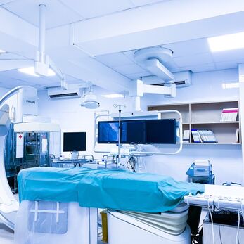 Vì sao phòng sạch y tế quan trọng trong phòng mổ