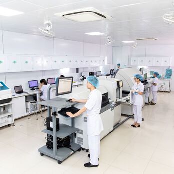 Phòng xét nghiệm y tế cần những thiết bị phòng sạch gì?