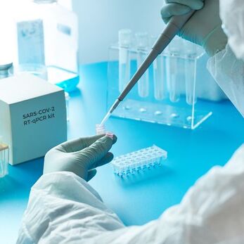 Phòng sạch trong xét nghiệm PCR